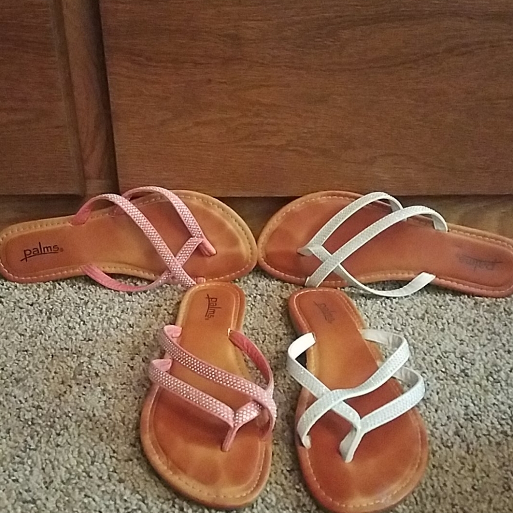 women's flat flip flops